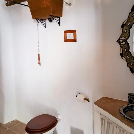 Casa Miguel Montefrio Nyaraló