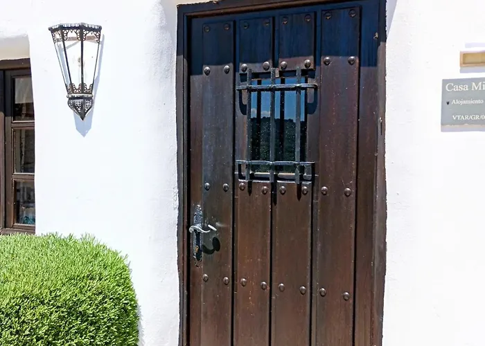 Casa Miguel Montefrio 펜션